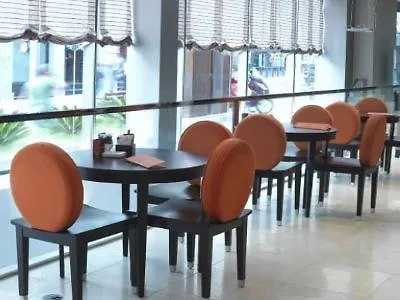Nh特内里费酒店 3* 圣克鲁斯-德特内里费